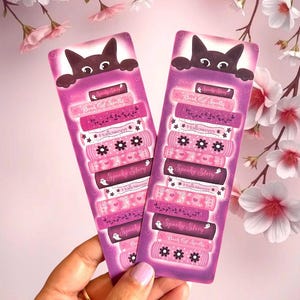 Marcapáginas de gato negro sigiloso / Pila de libros de gatos espeluznantes Temporada de Halloween libros hechizos brujería