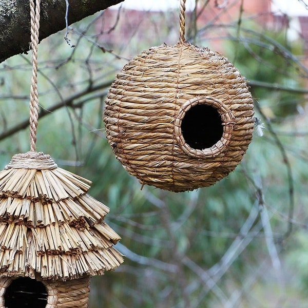 Vogelhaus FENI 100% Bananenblatt |  Nachhaltiges Futterhaus oder Nistkasten für Garten / Balkon | Fair Trade aus Bangladesh, Naturprodukt!