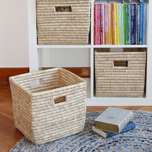 Basket REGAL Palmbatt, 32 cm square with handles | Children's room, storage box, shelf basket square natural material - handmade & fair trade!