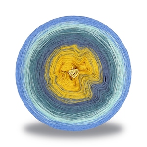 Gradient ombre yarn cake -  OMC49 Kahakai - 50/50 bamboo/cotton, 4 or 6 ply - Crochet, Knitting - WolleAmore