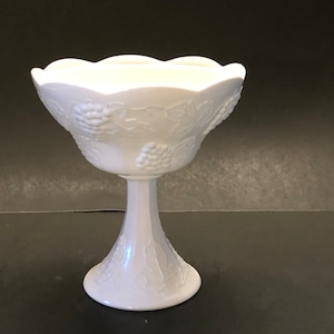 Vntg indy tazón de pedestal de vidrio de leche blanca