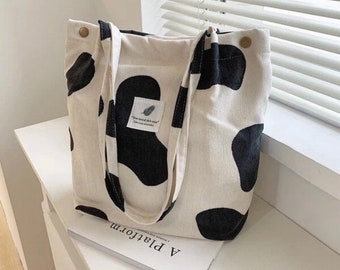 Cow Print Pattern Tote Bag, animal cow print tote bag, cow print shoulder bag, farm print weekend bag, animal print bag reusable tote bags