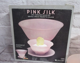 Pink Silk 3 piece Chip and Dip Salad Set Frosted Glass Indiana Glass