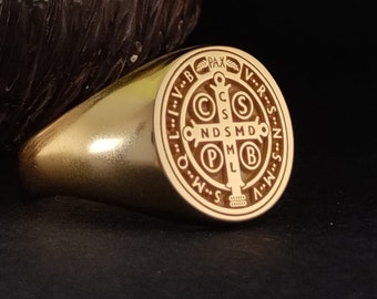Anillo con medalla de San Benito: Joyería religiosa de oro de 10K-18K