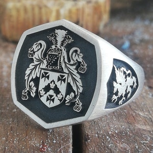 Custom Engraved Signet Ring Sterling Silver, Personalized Family Crest 24K Gold Ring, Gold Filled Chunky and Dainty Bridesmaid Rings Vintage