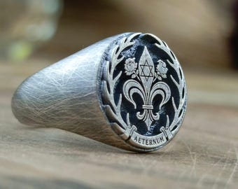 Anillo de sello con escudo familiar en plata de ley: escudo de armas personalizado