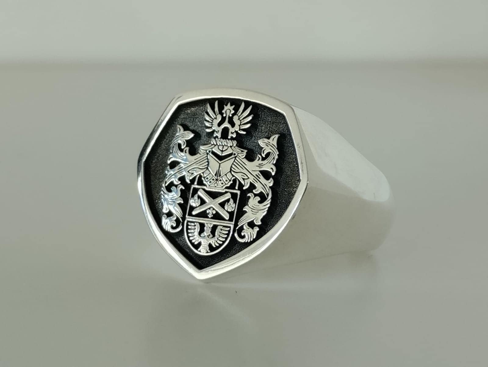 Custom Sterling Silver Family Crest Signet Ring - Etsy