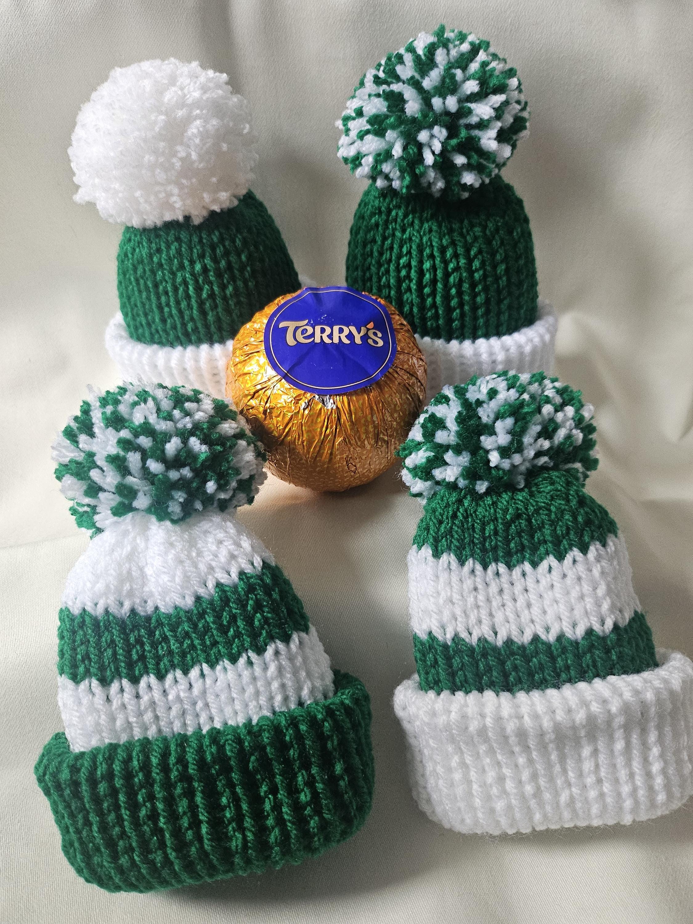 Celtic FC - Knitted Christmas Santa Hat Chocolate Orange  display picture 2