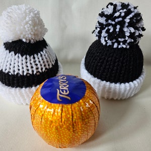 Newcastle United FC - Weihnachten Nikolausmütze schoko orange Bezüge - handgestrickt - Strumpffüller - Wichtelmütze