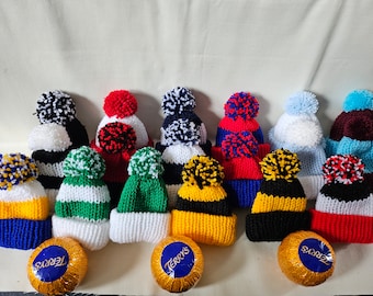 Fussball/Rugby Farben Weihnachten Nikolaus Bommelmütze schoko orange Bezüge - handgestrickt - Strumpffüller - Wichteln