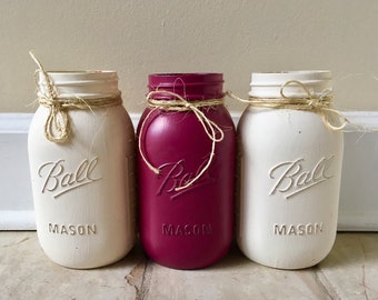 Mason jar centerpiece, Mason jar bathroom, Mason jar décor, Mason jar with flowers, Mason jar decorations, Mason jar soap pump, Mason jar