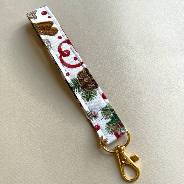 Hand made keywrist chain / Christmas - Noël / Keychain