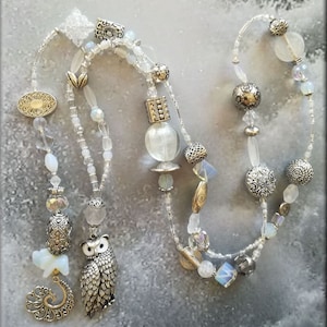 Wrap necklace *open* *crystal* *frost* *milky* synthetic *moonstone*