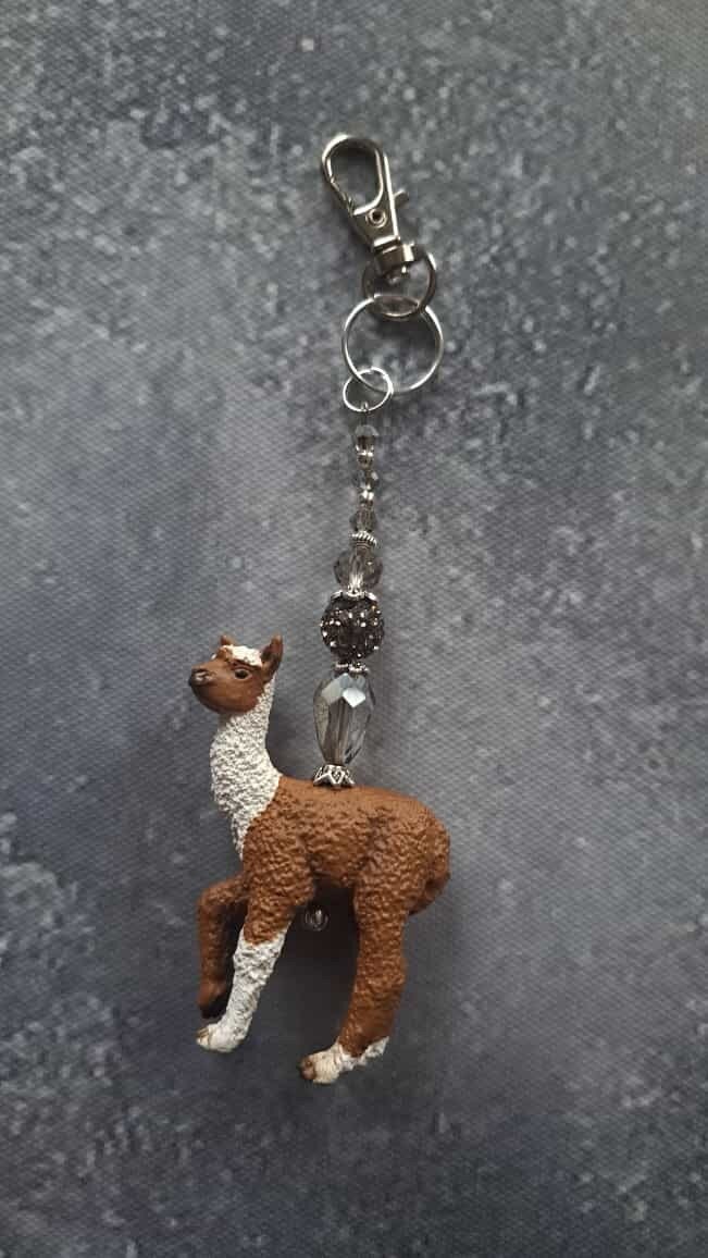 Der Hit Schlüsselanhänger STRASS Lama Alpaka 8 X 6 cm Tiere Auto Spielzeug