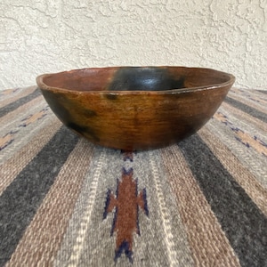 Vintage Navajo Pine Pitch Pottery Bowl