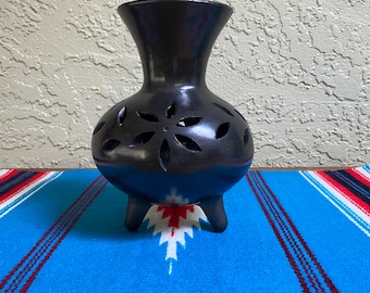 Vintage Barro Negro Pierced Three Legged Decorative Pottery Vase  Oaxaca, Mexico