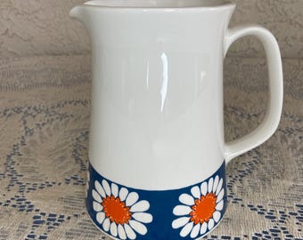 Figgjo Flint Vintage Turi Design 6.5” Daisy Pitcher 1075 Made in Norway 1969-75