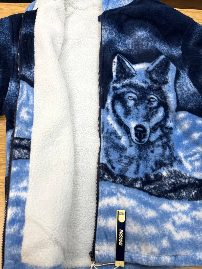 Warm Winter Cosy Outdoor Fleece Wolf Print Jacket image 10