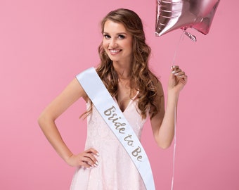 Équipe mariée écharpes, mariée à être écharpe rose fard à joues, enterrement de vie de jeune fille, douche nuptiale, fête nuptiale, fiançailles, 7 écharpes, enterrement de vie de jeune fille