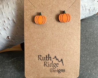 Pumpkin Studded Earrings