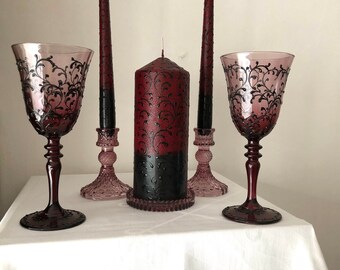 Spatial order: red black wine glasses