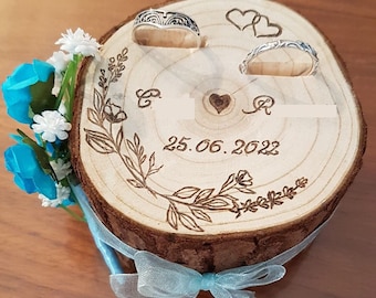 Personalized wedding ring holder, pyrograved, married first names and wedding date, ring holder, boho, wooden country 9 cm x 4 cm