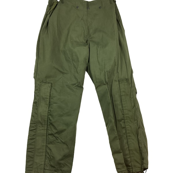 Vintage military cargo chemical protective pants. 1980. Zip and snap enclosure. Cargo Pockets.