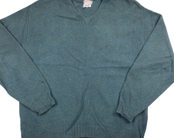 Vintage McGregor 1960s lambswool sweater. Made in the USA. 100% imported lambswool. High quality. Gorgeous blue green.