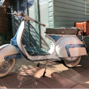 Leather top case for Piaggio Vespa in aged leather