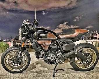 Ducati Scrambler ブラウンレザージャケット Ducati Scrambler Tank Pads. Dark Walnut Leather. Hand-made in