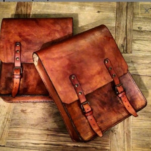 Cafe racer scrambler special side bag in heavy duty 5 mm aged leather
