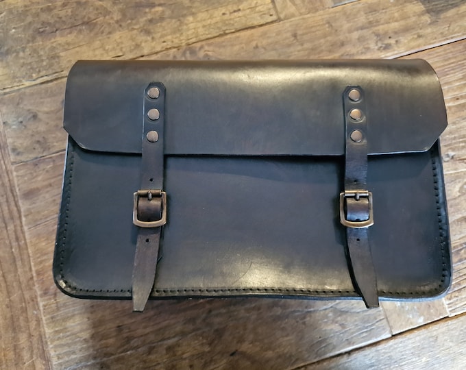 Piaggio Vespa front rack bag. Tuscany leather Deep brown. Hand made in Italy