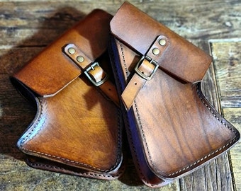 BMW R nine T all models, left and right side bags. Aged Tuscan leather. Hand-made in Italy.