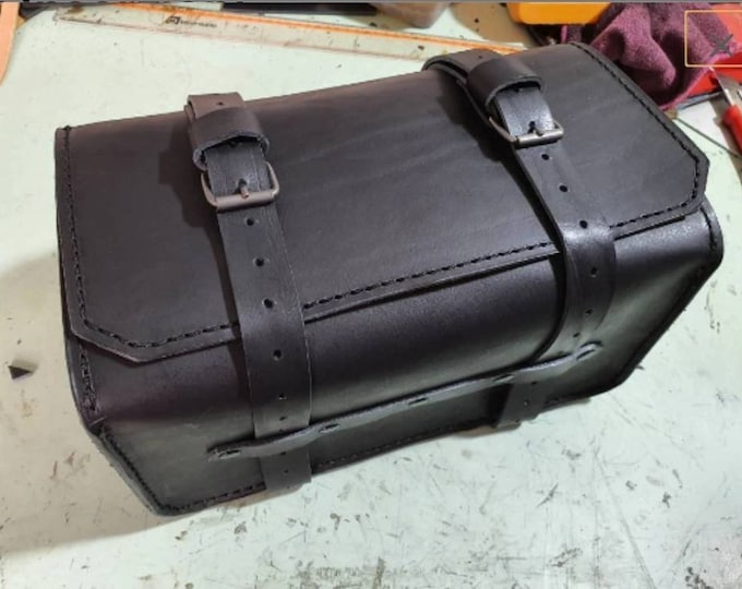 Enduro tool bag in black leather