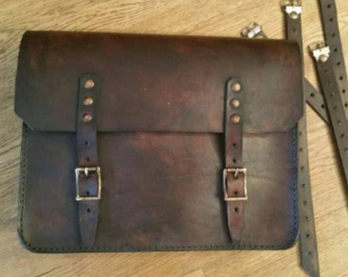 Leather side motorcycle bag for Cafe Racer and Scrambler Cafe racer and Scrambler saddle bag.