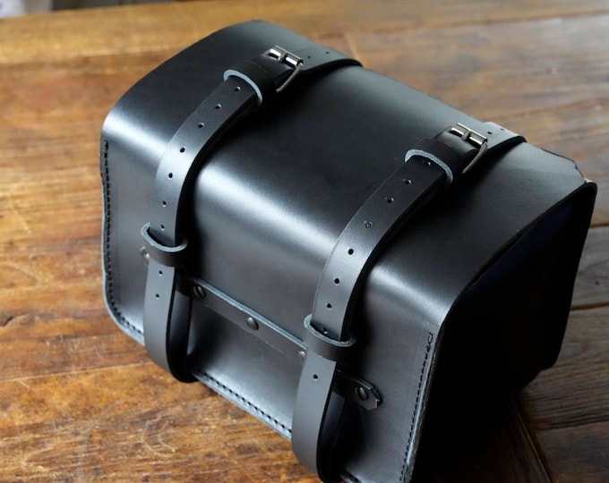 4mm leather bag for Vespa rear luggage rack. Black color