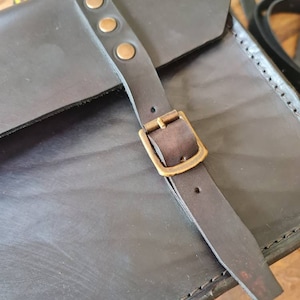 Cafe racer scrambler custom leather bag. Deep brown color. BMW. Bonneville.Scrambler. Thruxton. Triumph.Motorcycle bag café racer