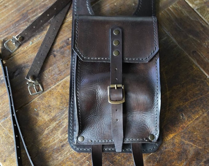 Bmw r100 gs r80 gs leather tank belt and big documents bag. Cafe Racer and Scrambler
