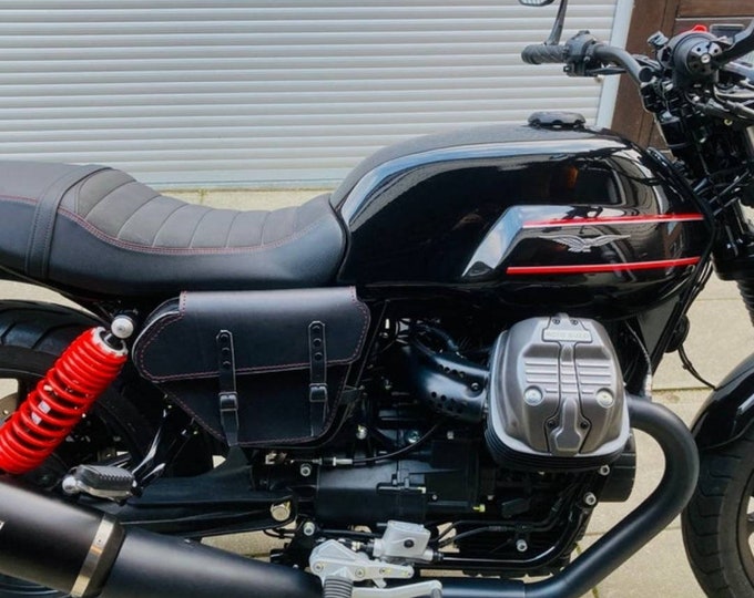 Moto Guzzi V7 850 centenario right side bag cafe racer scrambler. Black leather red stitching