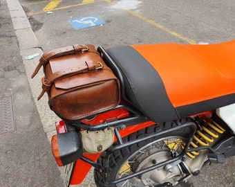 BMW R 100 GS aged leather top case, hand made in Italy.