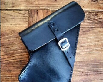 BMW R nine T left side bag side panel cover. Scrambler. Black leather color. BMW nine T scrambler, UrbanHand made in Italy