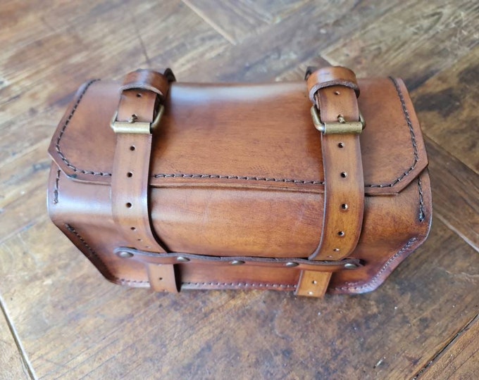Enduro tool bag in aged Tuscan leather bmw r50 enduro honda yamaha