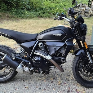 Ducati scrambler series side bag RIGHT cafe racer scrambler. Color BLACK