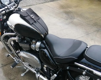 Black leather tank band for Triumph. Hand-made in Italy.