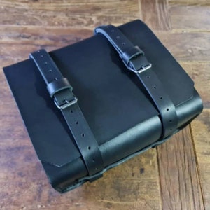 Enduro gear bag in black leather dakar enduro honda yamaha bmw