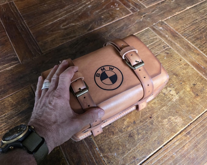 Borsa porta attrezzi enduro in cuoio toscano naturale bmw r50/2.