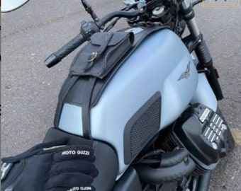 Moto Guzzi V7 III STONEレザータンクベルト。タンクトップ。ブラック