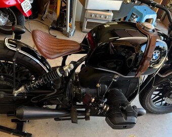 BMW R80 R100 24リットル用レザー製タンクベルト。タンクバンド
