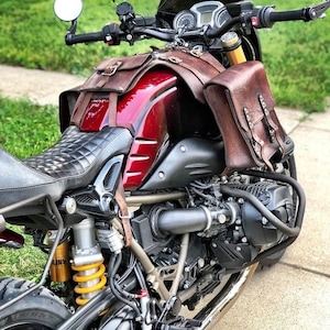 Bmw r Nine T family leather tank bags with documents holder cafe racer special scrambler