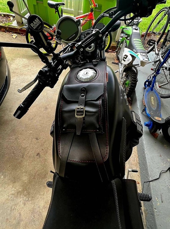 ドゥカティスクランブラー 純正タンクベルト＋スマホポーチ Moto Guzzi